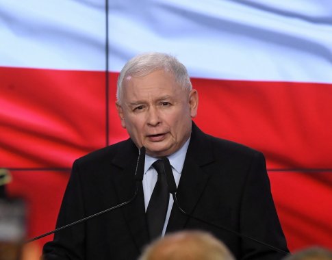 J. Kaczynskis kritikuoja Vokietijos „dominavimą“ Europoje: nori įgyvendinti planus, kurių kažkada siekė karinėmis priemonėmis J. Kaczynskis kritikuoja Vokietijos „dominavimą“ Europoje: nori įgyvendinti planus, kurių kažkada siekė karinėmis priemonėmis