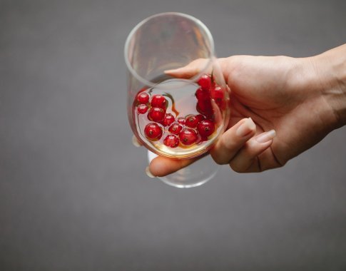 Auga akcizų tarifai alkoholiui ir tabakui: kiek tai kainuos vartotojams Auga akcizų tarifai alkoholiui ir tabakui: kiek tai kainuos vartotojams
