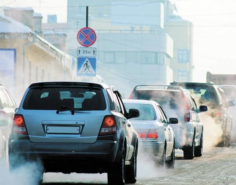 Lietuva ir dar 13 valstybių raginamos sumažinti kelių išmetamųjų oro teršalų kiekį