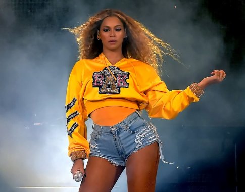 „Grammy“ apdovanojimų ceremonijoje Beyonce pasiekė visų laikų pergalių rekordą „Grammy“ apdovanojimų ceremonijoje Beyonce pasiekė visų laikų pergalių rekordą