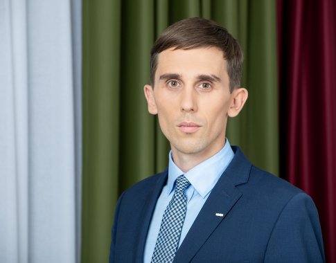 T. Povilauskas: užsienio bankams bus dar mažiau noro čia atvykti, jeigu sėkmės iš karto kuria naujus mokesčius T. Povilauskas: užsienio bankams bus dar mažiau noro čia atvykti, jeigu sėkmės iš karto kuria naujus mokesčius