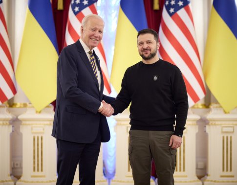J. Bidenas atvyko į Kyjivą
