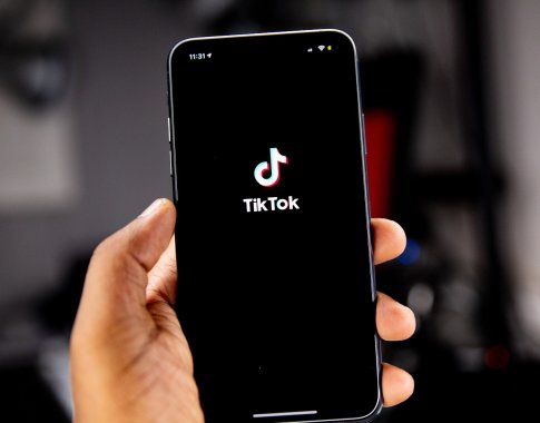 Dar vienas smūgis „TikTok“: siūloma uždrausti ir lietuviškoms valstybinėms institucijoms Dar vienas smūgis „TikTok“: siūloma uždrausti ir lietuviškoms valstybinėms institucijoms