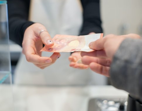 Premjerės patarėjas: mokesčių reforma yra skirta ne toliau apmokestinti vidurinę klasę, o taisyti mokestinį iškraipymą Premjerės patarėjas: mokesčių reforma yra skirta ne toliau apmokestinti vidurinę klasę, o taisyti mokestinį iškraipymą