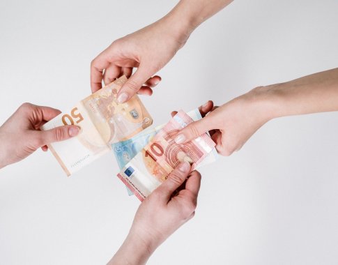 Siūloma leisti visiems pensijų fondų dalyviams gauti vienkartinę išmoką Siūloma leisti visiems pensijų fondų dalyviams gauti vienkartinę išmoką