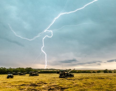 Lietuvos kariuomenė apie Baltarusijos tankus pasienyje: padidėjusi grėsmė nėra fiksuojama