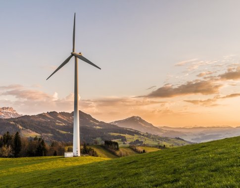 Naudoti atsinaujinančius energijos šaltinius – gyvybiškai svarbu