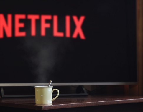 Pernai milijoną vartotojų praradusi „Netflix“ stojasi ant kojų: net tik augina prenumeratorių skaičių, bet ir ruošiasi aplenkti televiziją