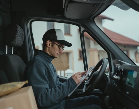 P. Austrevičius: iniciatyva kontroliuoti kurjerius ir pavežėjus gali turėti tokias pat pasekmes kaip Mobilumo paketas P. Austrevičius: iniciatyva kontroliuoti kurjerius ir pavežėjus gali turėti tokias pat pasekmes kaip Mobilumo paketas