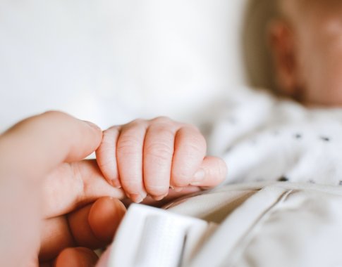 Didės minimali vaiko priežiūros išmoka Didės minimali vaiko priežiūros išmoka