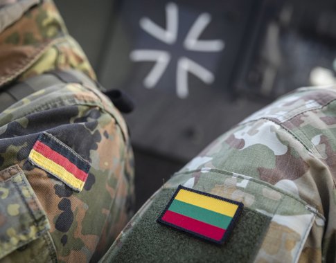 Vokietijos gynybos ministras: esame pasirengę visam laikui dislokuoti brigadą Lietuvoje Vokietijos gynybos ministras: esame pasirengę visam laikui dislokuoti brigadą Lietuvoje