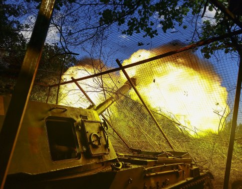 Iš Bachmuto fronto – prašymas viršūnėms Vilniuje: duokite sviedinių, reikia skintis kelią į priekį Iš Bachmuto fronto – prašymas viršūnėms Vilniuje: duokite sviedinių, reikia skintis kelią į priekį