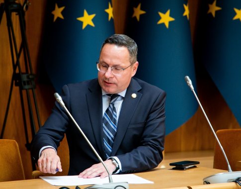 Ž. Pavilionio pasisakymai vėl sukėlė diskusiją: koalicijos partneriai prieš prasižiojant ragina pagalvoti Ž. Pavilionio pasisakymai vėl sukėlė diskusiją: koalicijos partneriai prieš prasižiojant ragina pagalvoti