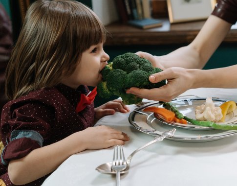 Nebrangūs receptai padės vaikams susidraugauti su daržovėmis ir vaisiais