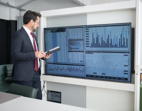Ekonomistai dėl rezultatyvių užsienio bankų vilionių į Lietuvą skeptiški Ekonomistai dėl rezultatyvių užsienio bankų vilionių į Lietuvą skeptiški