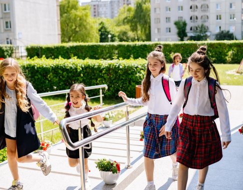 Nuo rugsėjo mokyklose įsigalios sugriežtinta pamokų lankymo tvarka