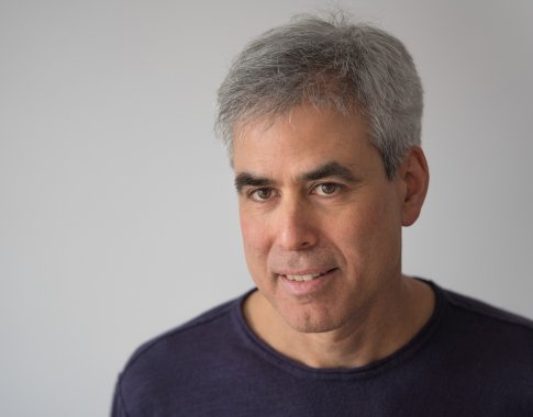 Garsus psichologas J. Haidtas knygoje paaiškina, kodėl žmonės nesutaria, ir nurodo kelius į tarpusavio supratimą