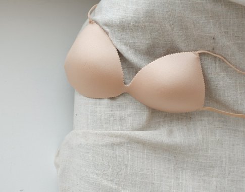 Krūtų asimetrija – ką daryti, kai skiriasi krūtinės dydis?
