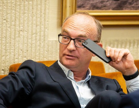Prezidento patarėjas F. Jansonas: TS-LKD demokratijos šventė buvo trumpa ir audringa Prezidento patarėjas F. Jansonas: TS-LKD demokratijos šventė buvo trumpa ir audringa