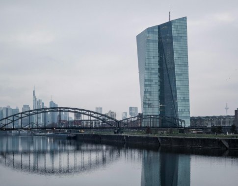 ECB vadovė: per anksti kalbėti apie palūkanų mažinimą