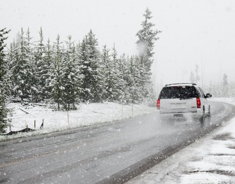 Kaip tinkamai paruošti automobilį žiemos sezonui ir kokias klaidas dažniausiai darome?
