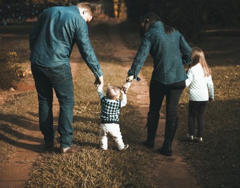 Vietoje NT mokesčio ragina priimti šeimos mokesčio lengvatą ir progresyvesnį apmokestinimą Vietoje NT mokesčio ragina priimti šeimos mokesčio lengvatą ir progresyvesnį apmokestinimą