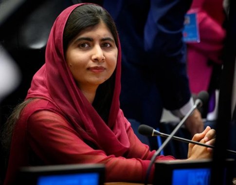 Nobelio taikos premijos laureatė: Talibano valdžia buvimą mergaite pavertė nusikaltimu
