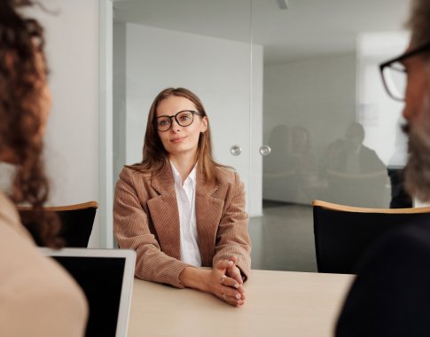 Darbuotojų trūksta kas antrai įmonei: verslo žvilgsnis krypsta į profesines mokyklas