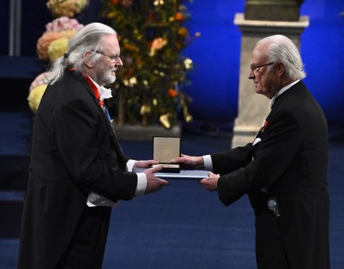 Stokholme ir Osle vykusiose ceremonijose įteiktos Nobelio premijos