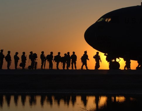 JAV ekspertai: Rusija ruošia savo kariuomenę karui su NATO JAV ekspertai: Rusija ruošia savo kariuomenę karui su NATO