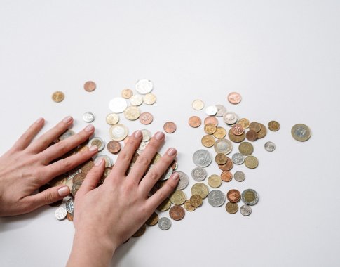 Seimui pasiūlyta atsisakyti 1 ir 2 centų monetų atsiskaitant grynaisiais pinigais