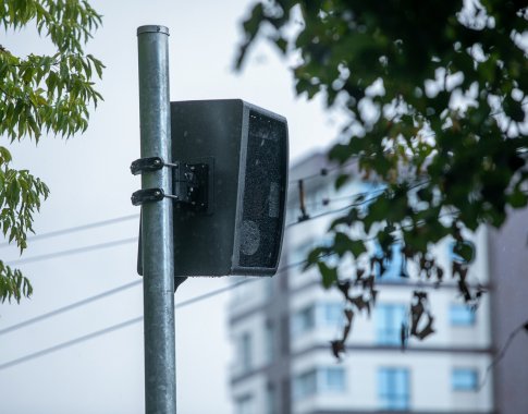 Laikinai stabdomas naujų greičio matuoklių diegimas