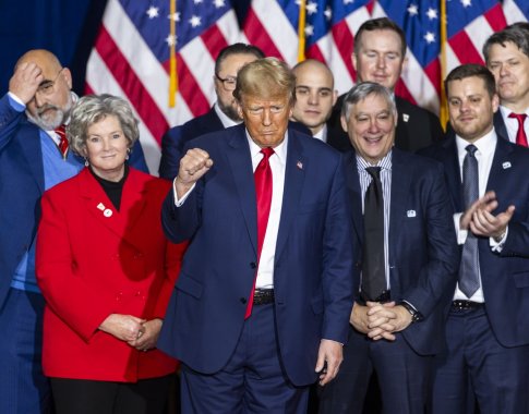 Pirmuosiuose respublikonų kandidato rinkimuose – žaibiška D. Trumpo pergalė Pirmuosiuose respublikonų kandidato rinkimuose – žaibiška D. Trumpo pergalė