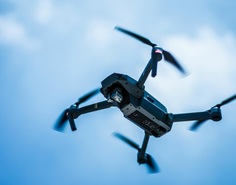 Siūlo stiprinti karinę pramonę: Lietuva turi kuo greičiau pradėti kovinių dronų gamybą