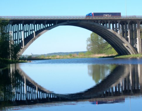 Pavasarį bus rekonstruojamas blogiausios būklės Lietuvoje laikomas tiltas per Kruną