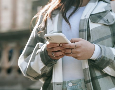 Paštu apsimetantys sukčiai masiškai atakuoja mobiliojo ryšio vartotojus Paštu apsimetantys sukčiai masiškai atakuoja mobiliojo ryšio vartotojus