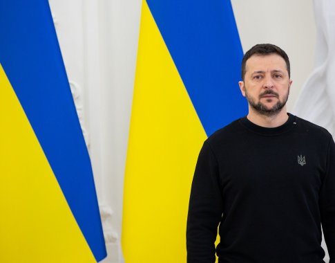 V. Zelenskis: Rusija perėmė iniciatyvą, kol JAV delsė teikti paramą V. Zelenskis: Rusija perėmė iniciatyvą, kol JAV delsė teikti paramą
