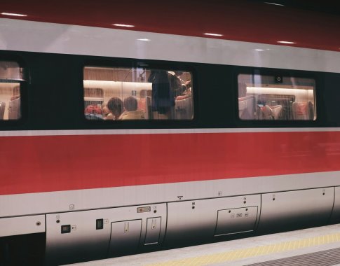 Viceministrė: planai dėl „Rail Baltica“ atkarpos tarp Vilniaus ir Kauno įrengimo nesikeičia Viceministrė: planai dėl „Rail Baltica“ atkarpos tarp Vilniaus ir Kauno įrengimo nesikeičia