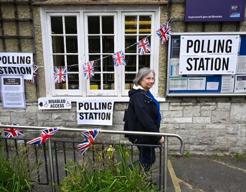 Britai renka parlamentą: istorinė pergalė prognozuojama leiboristams Britai renka parlamentą: istorinė pergalė prognozuojama leiboristams