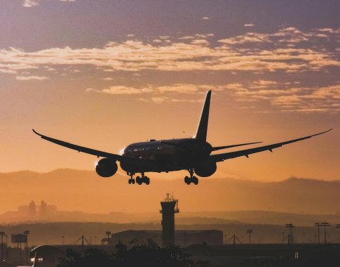 Darbuotojų streiko vengianti „Boeing“ siūlo ketvirtadaliu didesnius atlyginimus Darbuotojų streiko vengianti „Boeing“ siūlo ketvirtadaliu didesnius atlyginimus