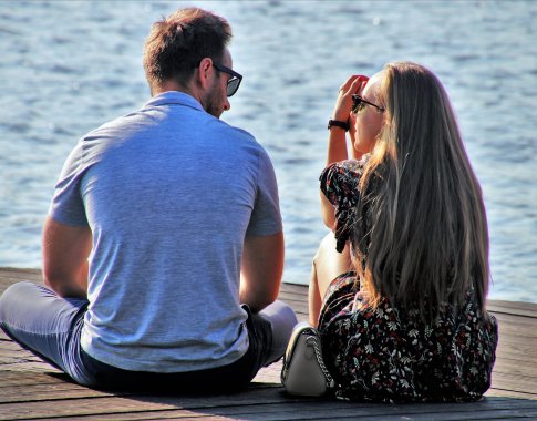 Sunkūs, bet svarbūs pokalbiai: apie ką su artimaisiais svarbu pasikalbėti jau šiandien? Sunkūs, bet svarbūs pokalbiai: apie ką su artimaisiais svarbu pasikalbėti jau šiandien?