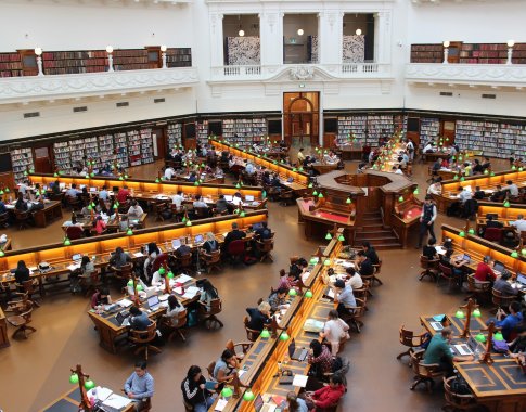 Kokias studijas pasirinkti, kad ateityje gerai uždirbtumėte Kokias studijas pasirinkti, kad ateityje gerai uždirbtumėte