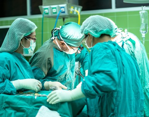 JAV medikai pirmą kartą pasaulyje žmogui transplantavo šlapimo pūslę JAV medikai pirmą kartą pasaulyje žmogui transplantavo šlapimo pūslę
