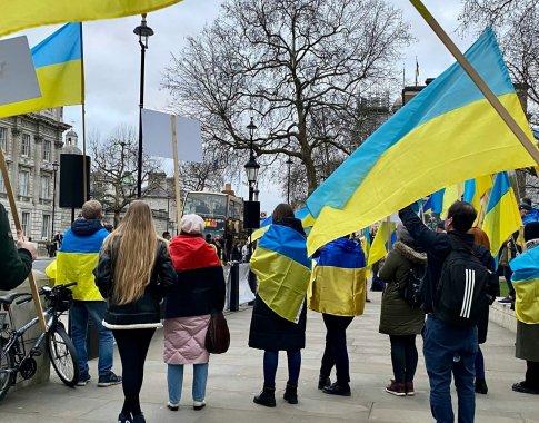 JAV akibrokštas G7 susitikime: nesutinka įtraukti „tolesnės paramos“ Ukrainai JAV akibrokštas G7 susitikime: nesutinka įtraukti „tolesnės paramos“ Ukrainai