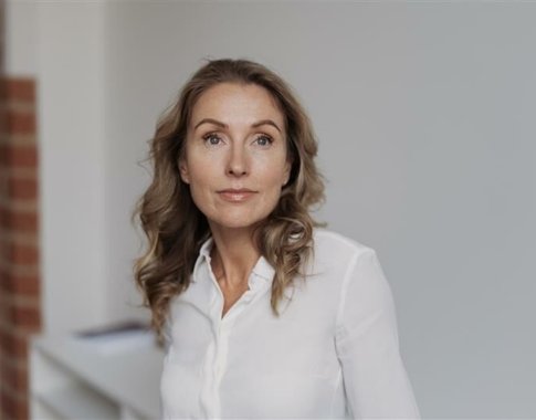M. Šešelgytė apie politikos ir popkultūros santykį: norėdami suprasti pasaulį, žiūrėkime ne tik žinias M. Šešelgytė apie politikos ir popkultūros santykį: norėdami suprasti pasaulį, žiūrėkime ne tik žinias