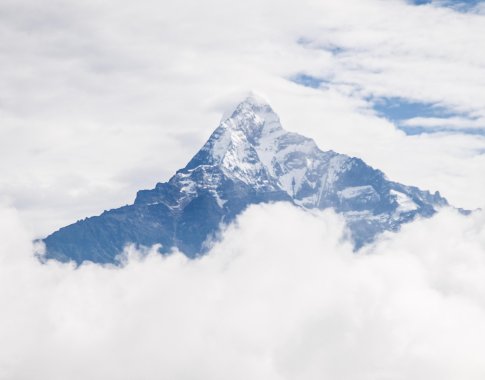 Rekordas: Nepalo šerpas 31-ą kartą įkopė į Everestą Rekordas: Nepalo šerpas 31-ą kartą įkopė į Everestą