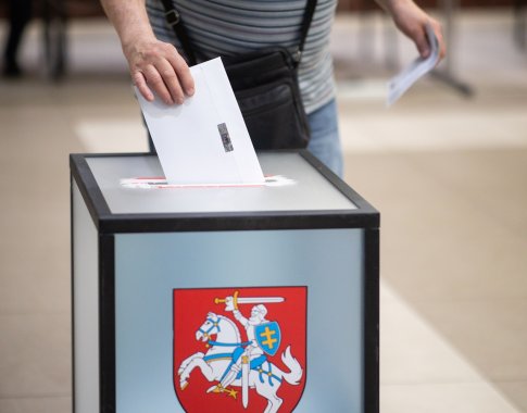 Seimas imasi Konstitucijos pataisos, leisiančios savivaldos rinkimuose balsuoti 16–mečiams Seimas imasi Konstitucijos pataisos, leisiančios savivaldos rinkimuose balsuoti 16–mečiams