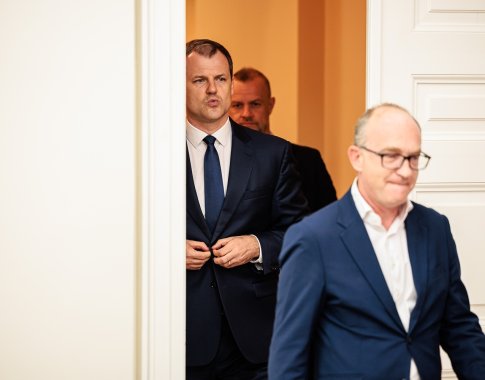 Verslas nevynioja į vatą: premjero skandalai daro žalą Lietuvos įvaizdžiui