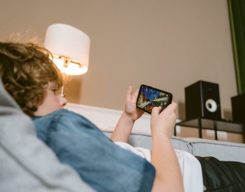 Galva pilna vėjų: kodėl alfa karta nesugeba susikaupti?
