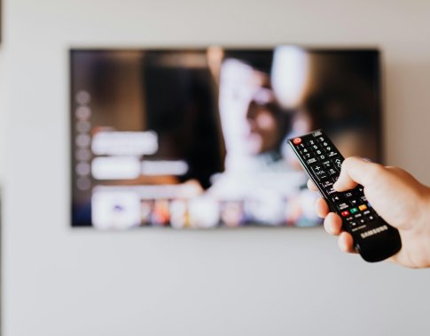 Kova dėl mūsų dėmesio: ekspertė atsako, kaip keičiasi lietuvių turinio žiūrėjimo įpročiai